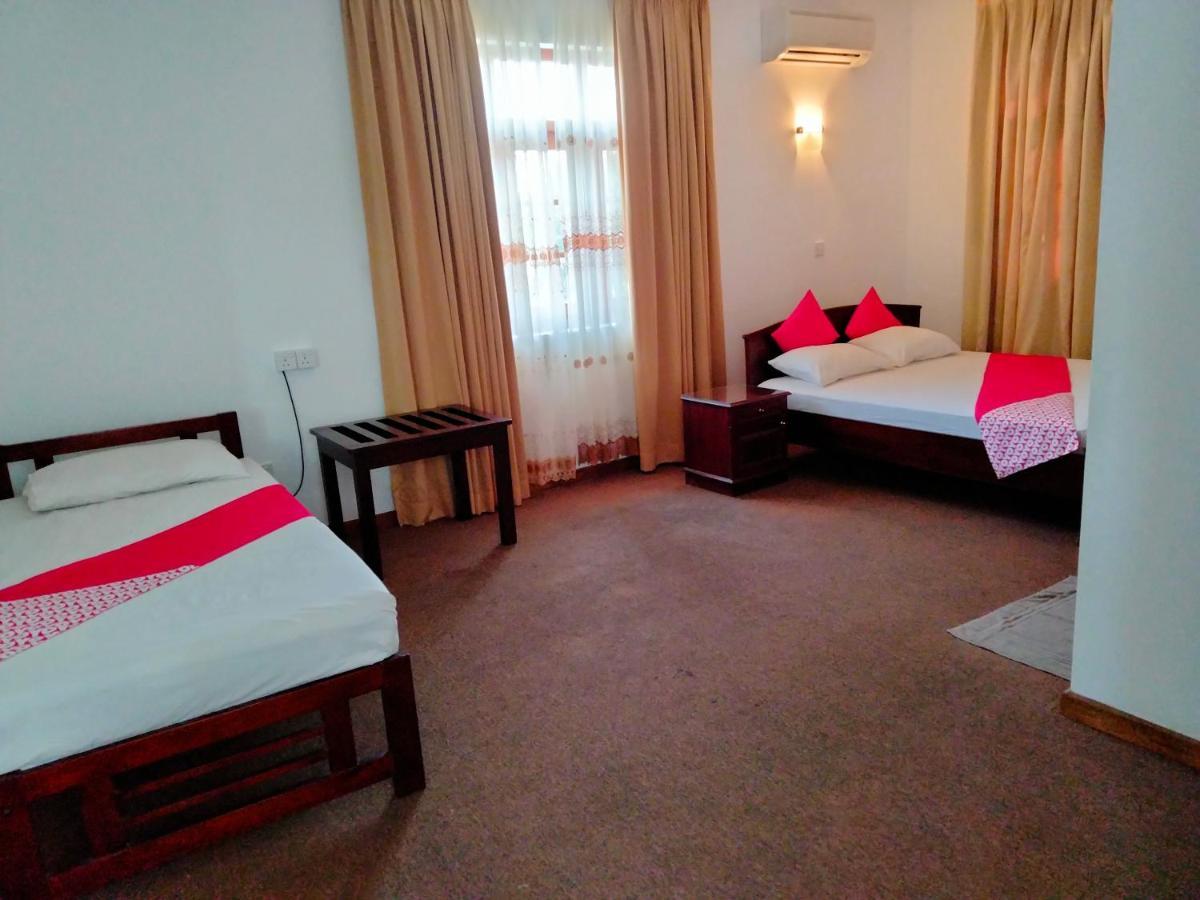 Chinese Lotus Luxapathiya - Shanghai Hotel โมราตูวา ภายนอก รูปภาพ